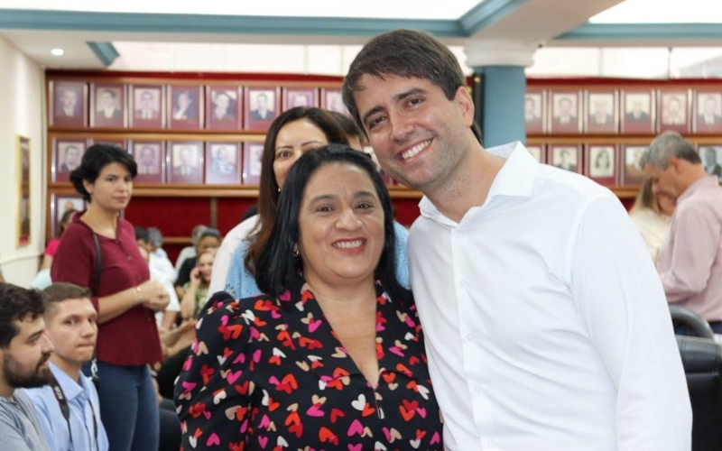 Secretária de Saúde, Maria Elizia, participou de  reunião com o secretário de Saúde de Minas Gerais