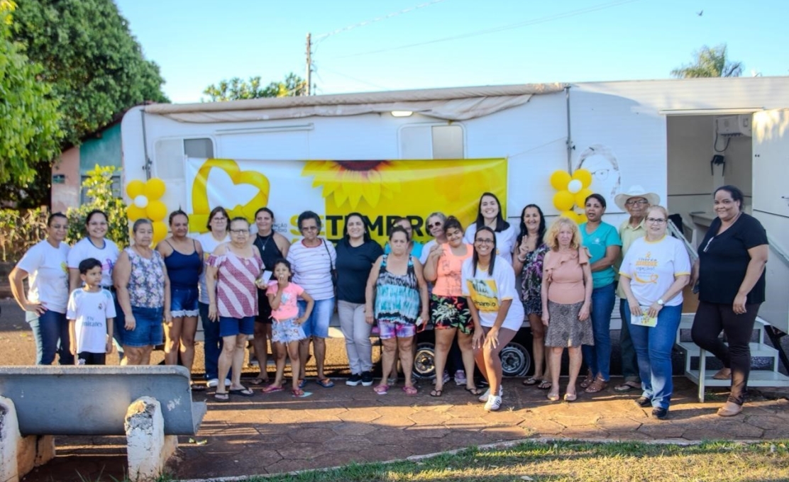 Setembro Amarelo leva informação e acolhimento aos participantes do Hiperdia na Praça da Cohab