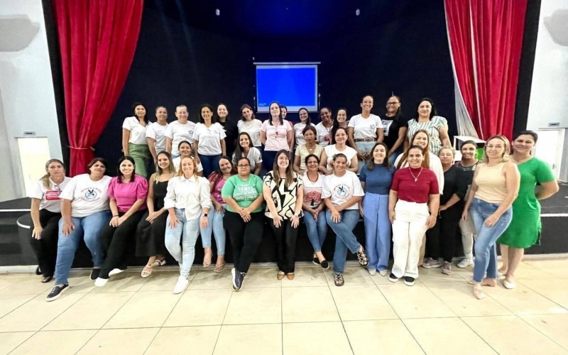 Palestra em Itapagipe capacita agentes de saúde sobre cuidado humanizado à população LGBTQIAPN+