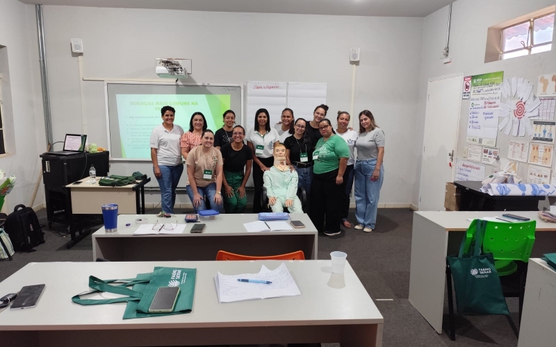 ACS da Secretaria Municipal de Saúde de Itapagipe participam de curso de Cuidador de Idoso