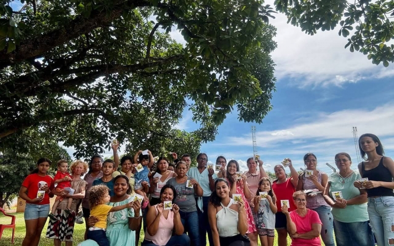 CRAS/PAIF promove piquenique com palestras sobre Janeiro Branco e saúde mental para mulheres atendidas