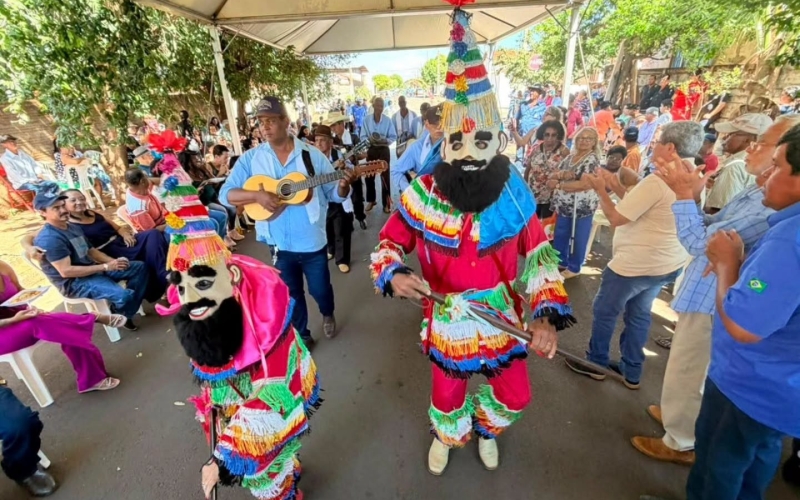 Itapagipe realiza o 26º Encontro de Bandeiras de Santos Reis
