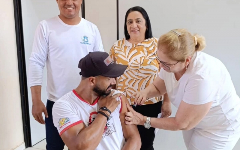Secretaria Municipal de Saúde convoca profissionais para vacinação meningocócica ACWY