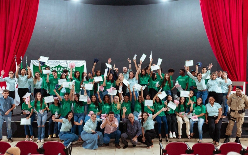 Formatura da 1ª Turma do Programa Municipal “Caminhos do Futuro”