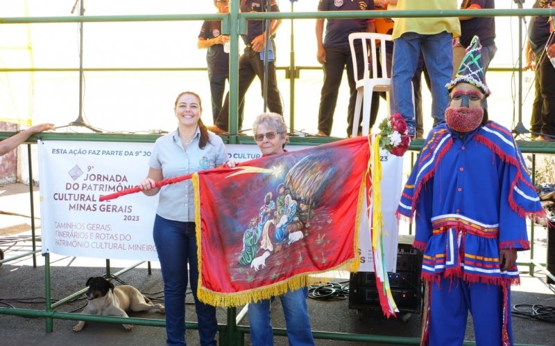 A tradicional festa de Encontro de Bandeiras de Santos Reis de Itapagipe aconteceu neste domingo