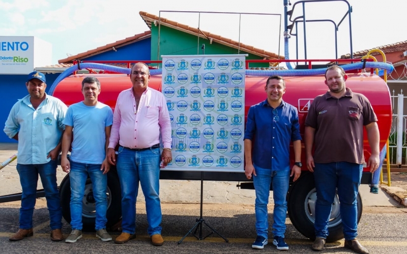 Foi entregue ao município de Itapagipe nesta sexta-feira, 29 de setembro, uma carreta tanque com kit incêndio