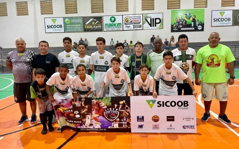 A equipe sub-13 de Itapagipe venceu, por 3 a 2, o time de Paulo de Faria, em jogo válido pela 2ª Copa Três Rios de Futsa