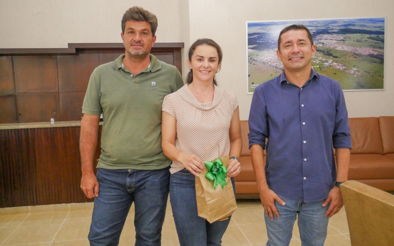O prefeito Ricardo Garcia recebeu na tarde de sexta-feira, no gabinete, os proprietários da empresa Terra Nova Serviços 