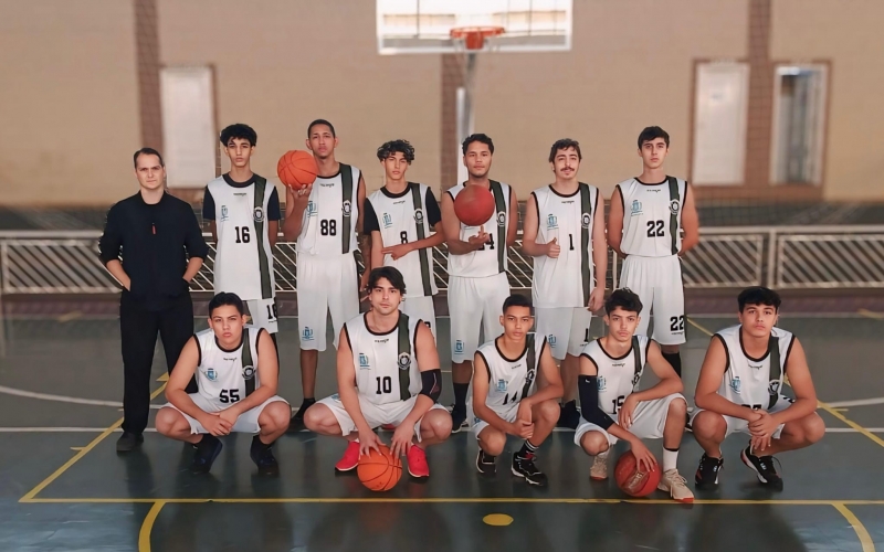 Em um confronto emocionante, a equipe de basquete de Itapagipe não resistiu à força da equipe de Cajobi e foi superada 